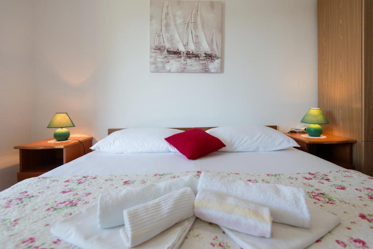 Guesthouse Pavla Govedari Екстер'єр фото